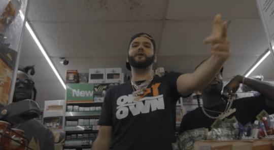 It’s Nique Drops Jaw-Dropping Visuals in “Strippers” Official Music Video